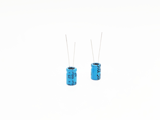 Tụ điện phân cực 100UF25V Tụ điện phân cực không phân cực