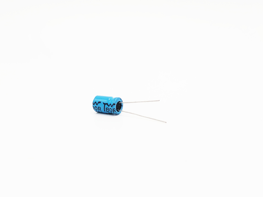 Tụ điện phân cực 100UF25V Tụ điện phân cực không phân cực