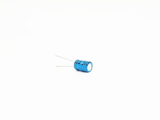 Tụ điện phân cực 100UF25V Tụ điện phân cực không phân cực