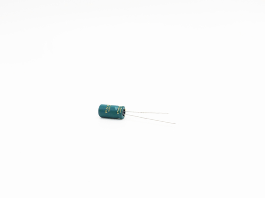 Xi lanh 4.7UF 250V Al Tụ điện 8x9MM ISO9001