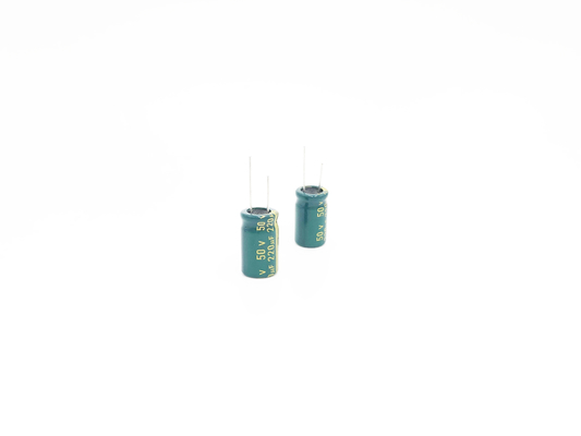 Ánh sáng LED xuyên tâm Tụ điện nhôm ESR thấp 10UF 250V